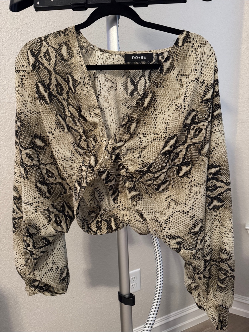 DO+BE Beige and Black Snake-Print V-Neck Blouse